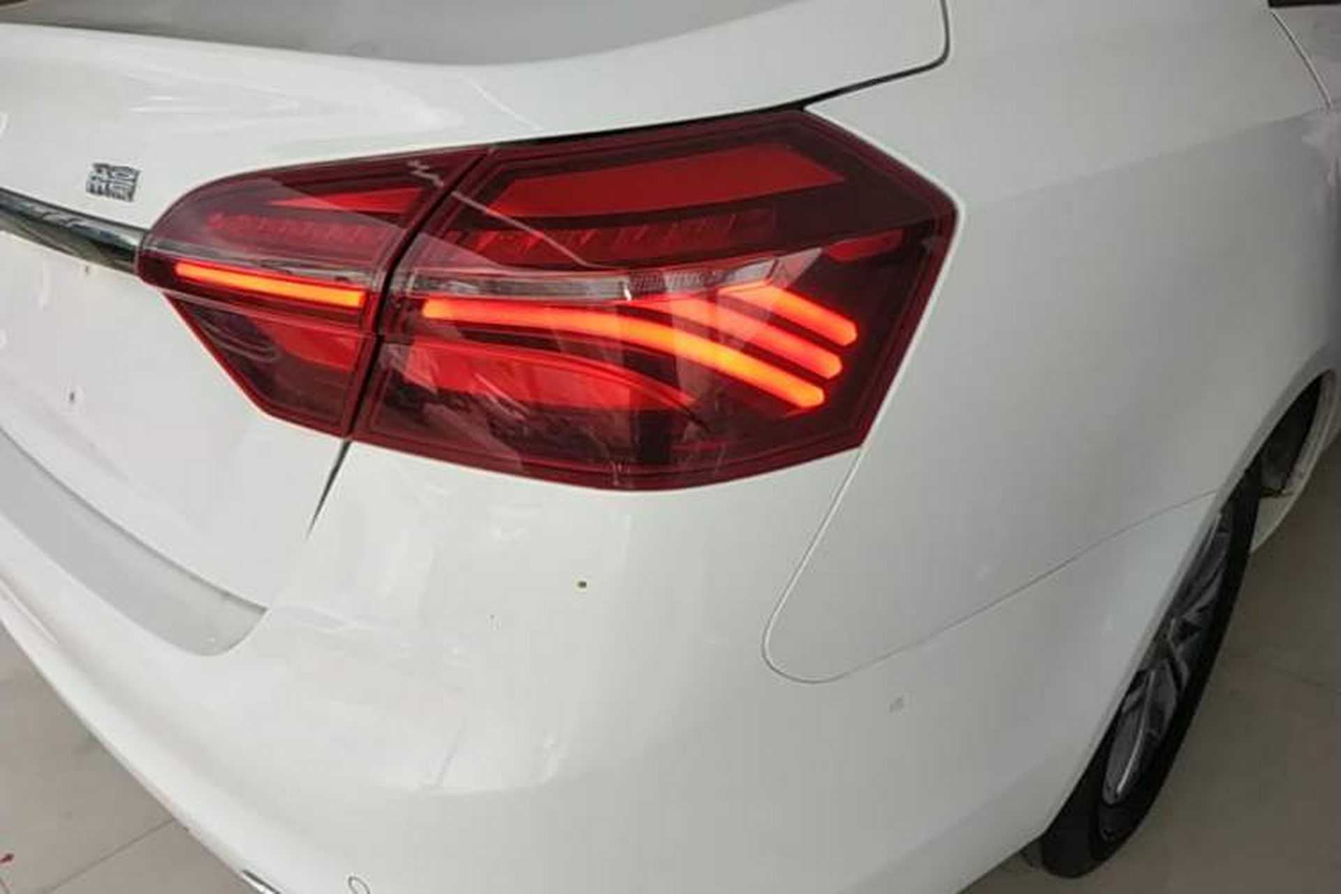 Used Geely Auto Emgrand 2017 Sedan Million Edition 1.5L CVT Luxury Model Right Rear Taillight