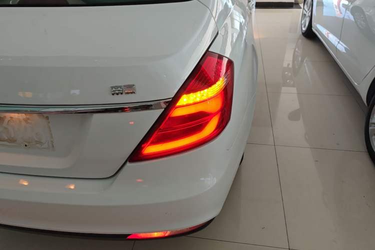 Used Geely Auto Emgrand 2017 Sedan Million Edition 1.5L Manual Luxury Model Right Rear Taillight