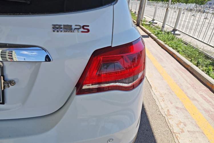 Used Geely Auto Emgrand 2017 Hatchback RS Million Edition 1.5L CVT Upward Version Right Rear Taillight