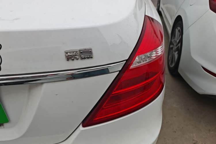 Used Geely Auto Emgrand 2017 Sedan Million Edition 1.5L CVT Upward Version Right Rear Taillight