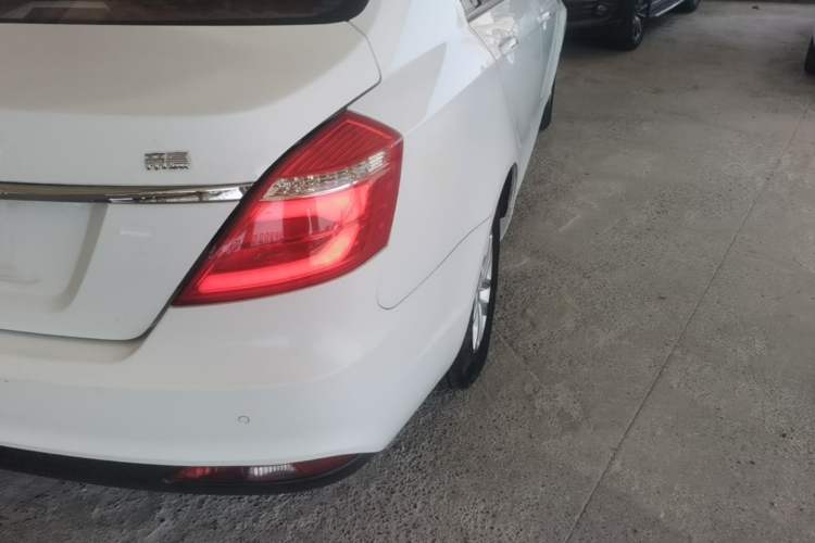 Used Geely Auto Emgrand 2017 Sedan Million Edition 1.5L CVT Luxury Model Right Rear Taillight