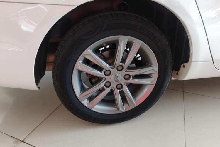Used Geely Auto Emgrand 2017 Sedan Million Edition 1.5L Manual - Upward Version Right Rear Wheel Hub