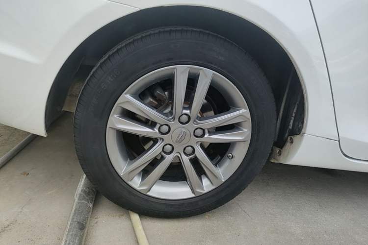 Used Geely Auto Emgrand 2017 Sedan Million Edition 1.5L Manual - Upward Version Right Rear Wheel Hub