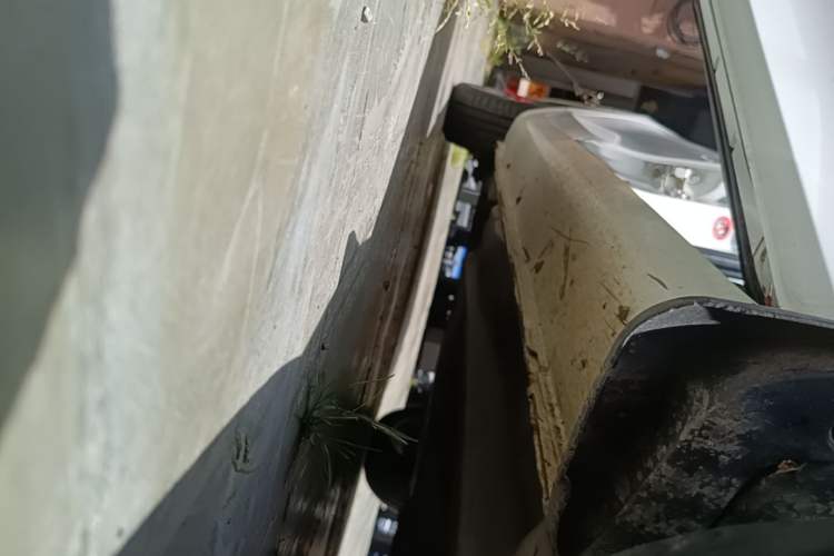 Used Geely Auto Emgrand 2017 Sedan Million Edition 1.5L Manual - Upward Version Right Side Sill