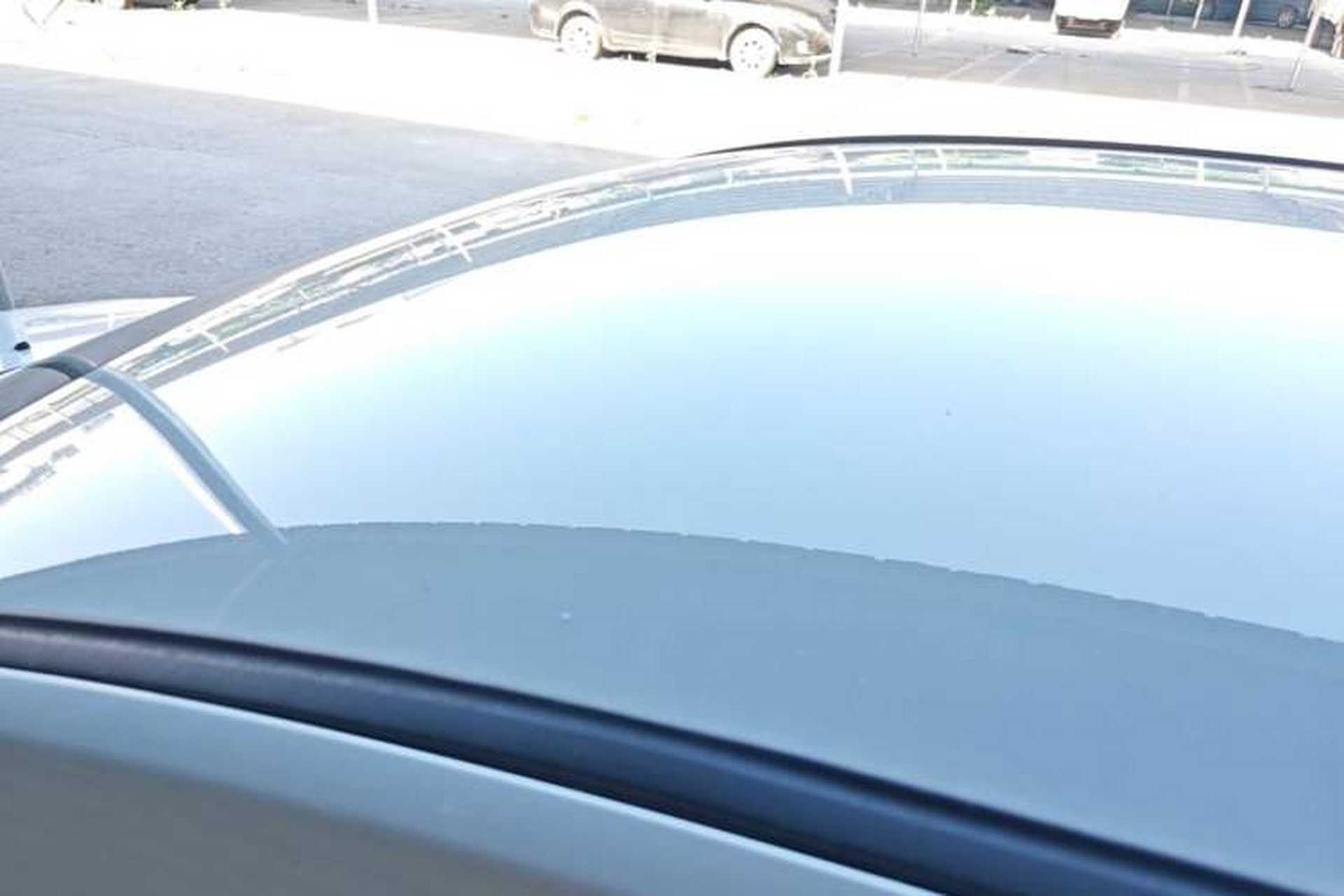 Used Geely Auto Emgrand 2017 Sedan Million Edition 1.5L Manual Luxury Model Roof