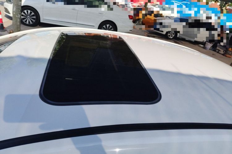 Used Geely Auto Emgrand 2017 Sedan Million Edition 1.5L Manual - Upward Version Roof