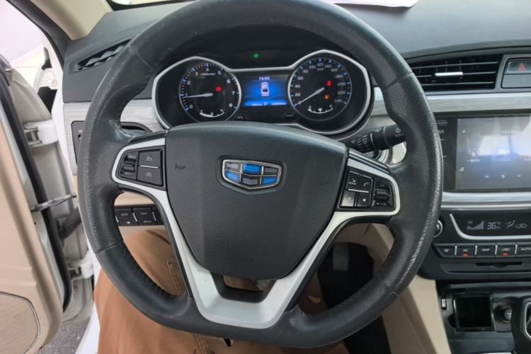 Used Geely Auto Emgrand 2017 Sedan Million Edition 1.5L CVT Luxury Model Steering Wheel