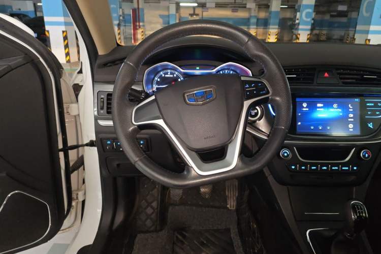 Used Geely Auto Emgrand 2017 Sedan Million Edition 1.5L Manual - Upward Version Steering Wheel