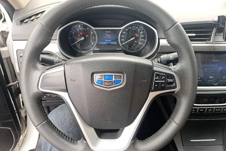 Used Geely Auto Emgrand 2017 Sedan Million Edition 1.5L Manual - Upward Version Steering Wheel