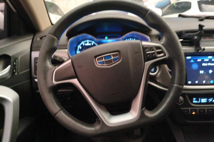 Used Geely Auto Emgrand 2017 Sedan Million Edition 1.5L Manual Upward Connect Version Steering Wheel