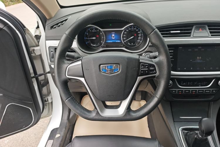 Used Geely Auto Emgrand 2017 Sedan Million Edition 1.5L Manual Upward Connect Version Steering Wheel