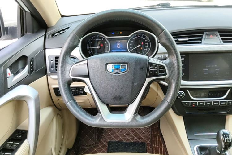 Used Geely Auto Emgrand 2017 Sedan Million Edition 1.5L Manual Luxury Model Steering Wheel