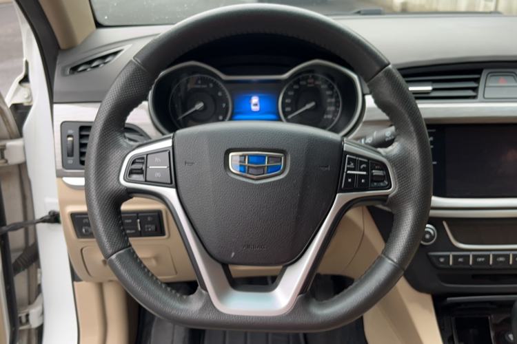 Used Geely Auto Emgrand 2017 Sedan Million Edition 1.5L CVT Luxury Model Steering Wheel