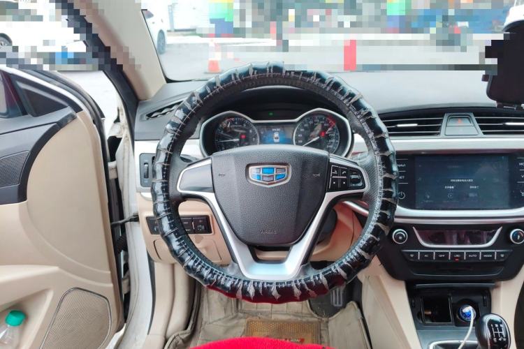 Used Geely Auto Emgrand 2017 Sedan Million Edition 1.5L Manual Luxury Model Steering Wheel