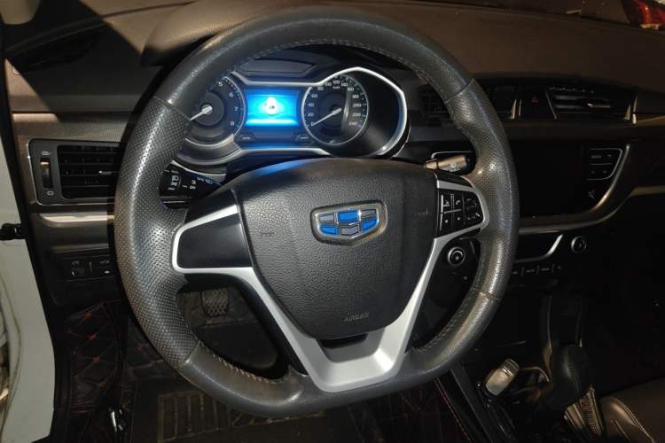 Used Geely Auto Emgrand 2017 Sedan Million Edition 1.5L Manual - Upward Version Steering Wheel