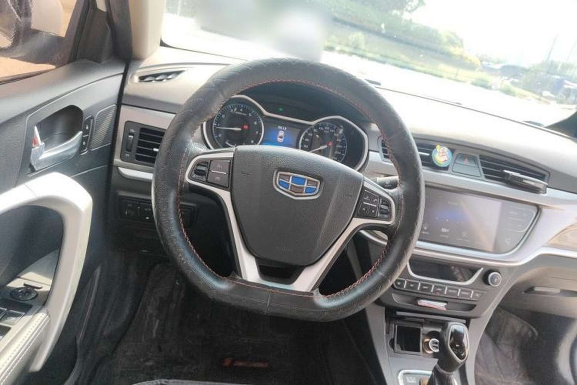 Used Geely Auto Emgrand 2017 Sedan Million Edition 1.5L CVT Upward Version Steering Wheel