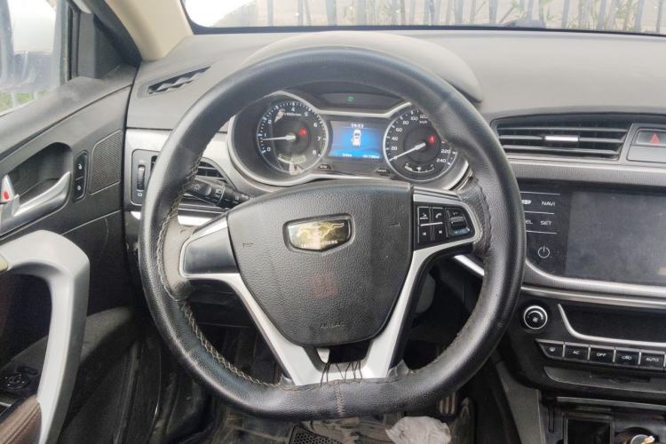 Used Geely Auto Emgrand 2017 Hatchback RS Million Edition 1.5L Manual Upward Version Steering Wheel