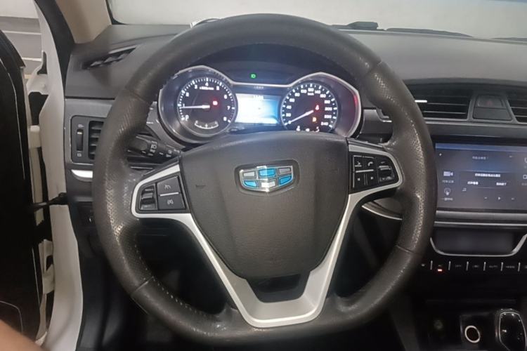 Used Geely Auto Emgrand 2017 Sedan Million Edition 1.5L CVT Upward Version Steering Wheel