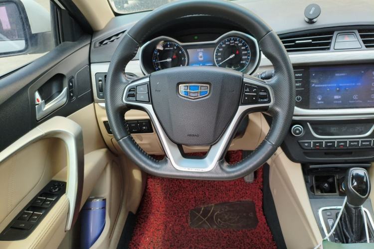 Used Geely Auto Emgrand 2017 Sedan Million Edition 1.5L CVT Luxury Model Steering Wheel