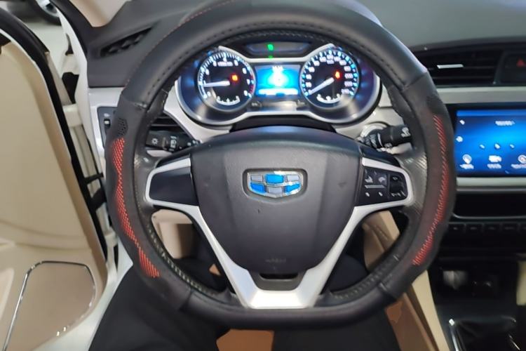 Used Geely Auto Emgrand 2017 Sedan Million Edition 1.5L Manual Luxury Model Steering Wheel