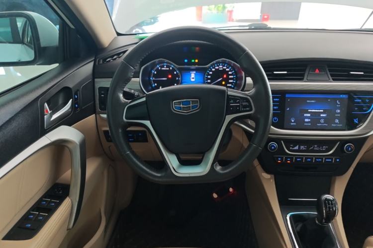 Used Geely Auto Emgrand 2017 Sedan Million Edition 1.5L Manual Luxury Model Steering Wheel