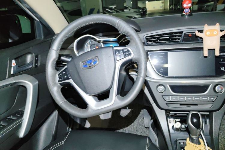 Used Geely Auto Emgrand 2017 Sedan Million Edition 1.5L CVT Upward Version Steering Wheel