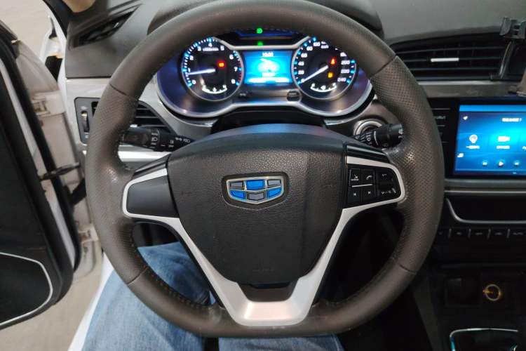 Used Geely Auto Emgrand 2017 Sedan Million Edition 1.5L Manual - Upward Version Steering Wheel