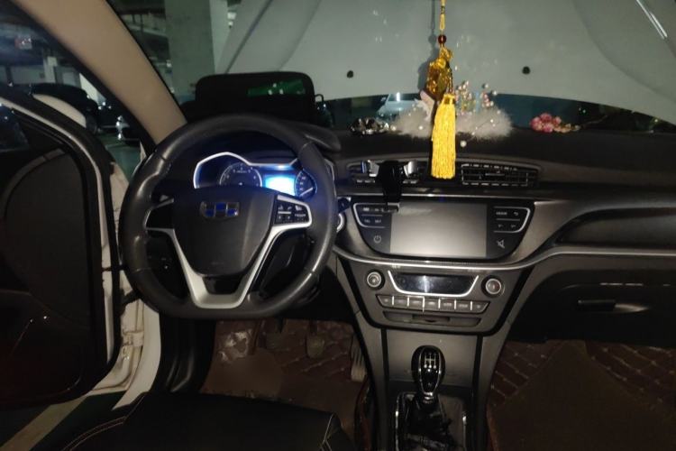 Used Geely Auto Emgrand 2017 Sedan Million Edition 1.5L Manual - Upward Version Steering Wheel