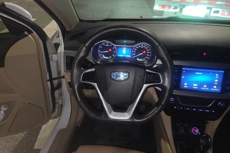 Used Geely Auto Emgrand 2017 Sedan Million Edition 1.5L Manual Luxury Model Steering Wheel
