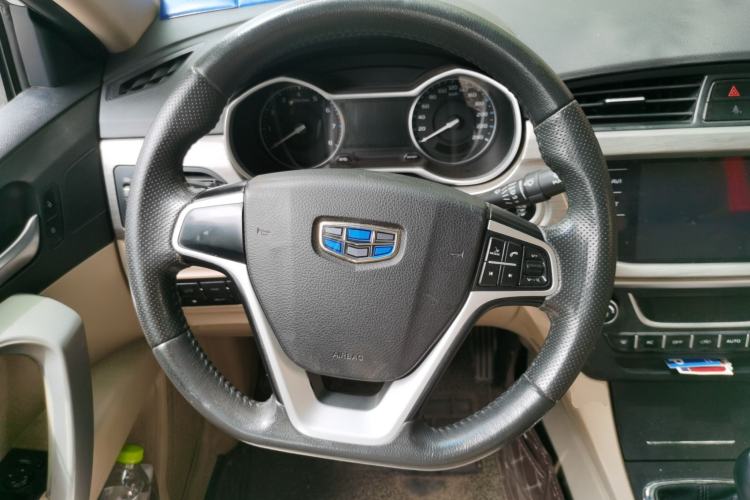 Used Geely Auto Emgrand 2017 Sedan Million Edition 1.5L Manual Luxury Model Steering Wheel