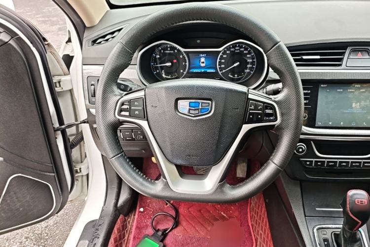 Used Geely Auto Emgrand 2017 Sedan Million Edition 1.5L CVT Upward Version Steering Wheel