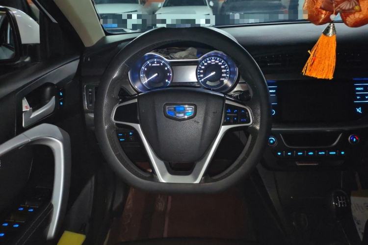 Used Geely Auto Emgrand 2017 Sedan Million Edition 1.5L Manual Upward Connect Version Steering Wheel