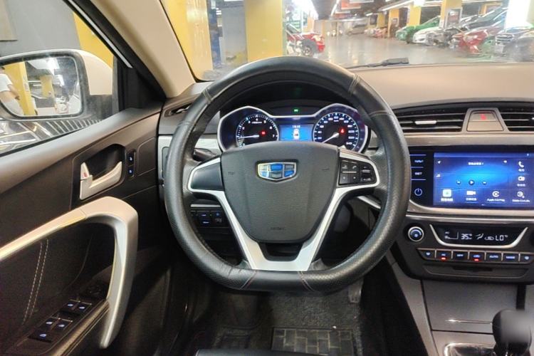 Used Geely Auto Emgrand 2017 Sedan Million Edition 1.5L Manual Upward Connect Version Steering Wheel