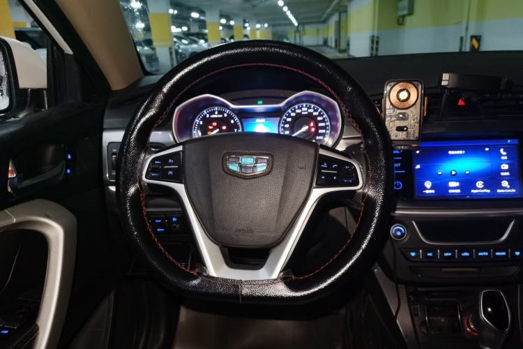Used Geely Auto Emgrand 2017 Sedan Million Edition 1.5L CVT Upward Connectivity Version Steering Wheel