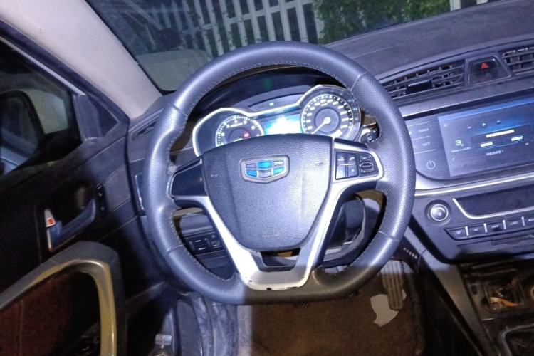 Used Geely Auto Emgrand 2017 Hatchback RS Million Edition 1.5L Manual Upward Version Steering Wheel