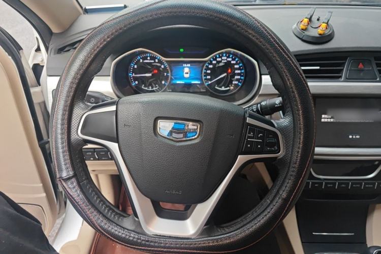 Used Geely Auto Emgrand 2017 Sedan Million Edition 1.5L Manual Luxury Model Steering Wheel