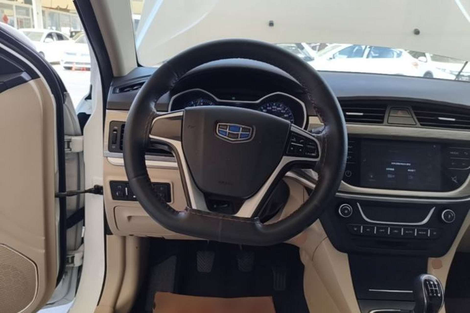 Used Geely Auto Emgrand 2017 Sedan Million Edition 1.5L Manual Luxury Model Steering Wheel