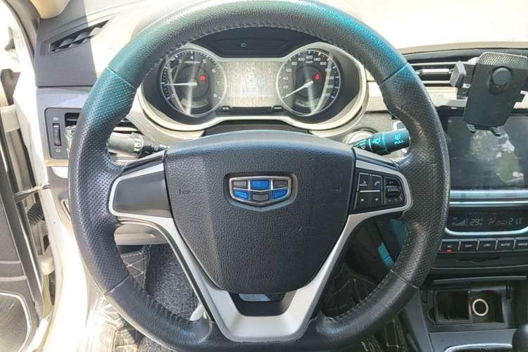 Used Geely Auto Emgrand 2017 Sedan Million Edition 1.5L Manual - Upward Version Steering Wheel