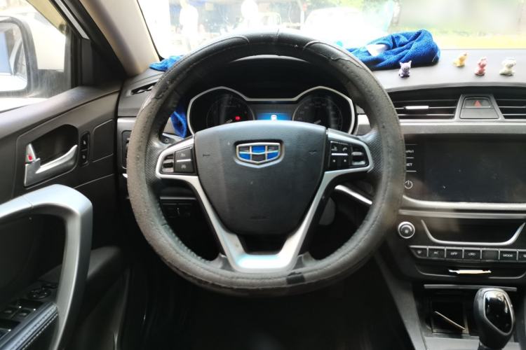 Used Geely Auto Emgrand 2017 Sedan Million Edition 1.5L CVT Upward Connectivity Version Steering Wheel