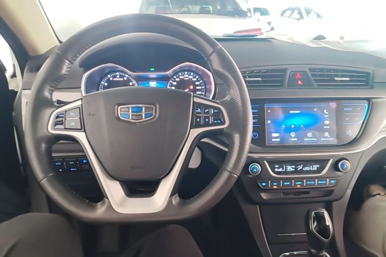 Used Geely Auto Emgrand 2017 Sedan Million Edition 1.5L CVT Upward Version Steering Wheel