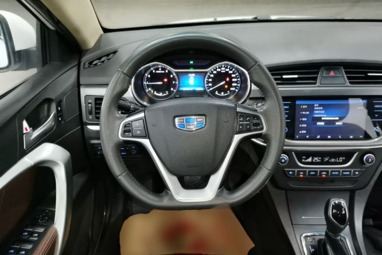 Used Geely Auto Emgrand 2017 Hatchback RS Million Edition 1.5L CVT Upward Version Steering Wheel