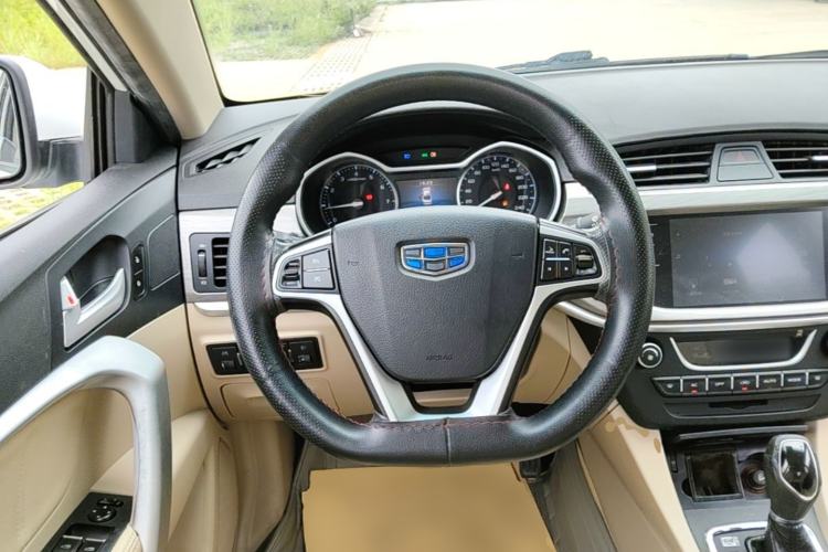 Used Geely Auto Emgrand 2017 Sedan Million Edition 1.5L CVT Luxury Model Steering Wheel