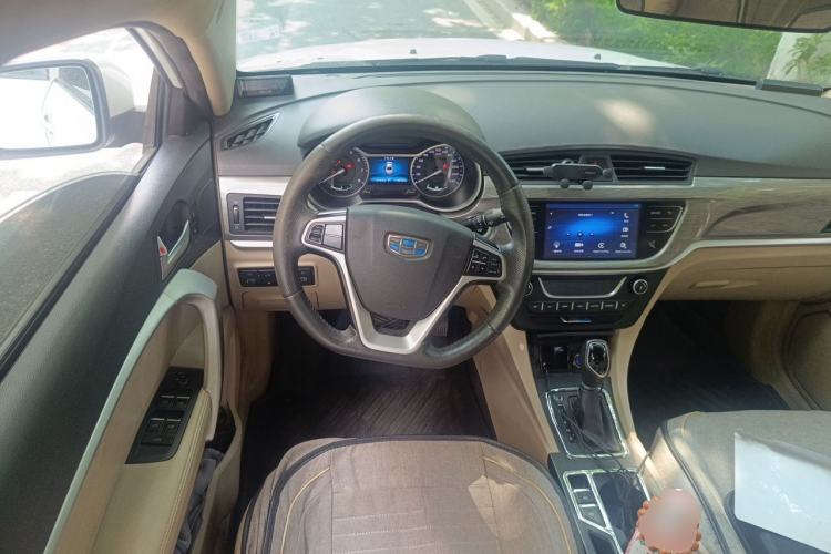 Used Geely Auto Emgrand 2017 Sedan Million Edition 1.5L CVT Luxury Model Steering Wheel
