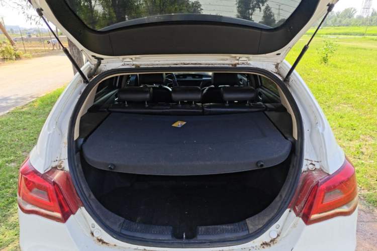 Used Geely Auto Emgrand 2017 Hatchback RS Million Edition 1.5L CVT Upward Version Trunk