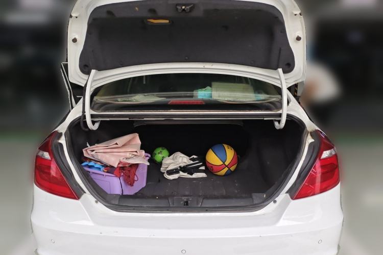 Used Geely Auto Emgrand 2017 Sedan Million Edition 1.5L Manual - Upward Version Trunk