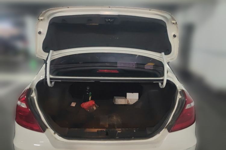 Used Geely Auto Emgrand 2017 Sedan Million Edition 1.5L Manual - Upward Version Trunk