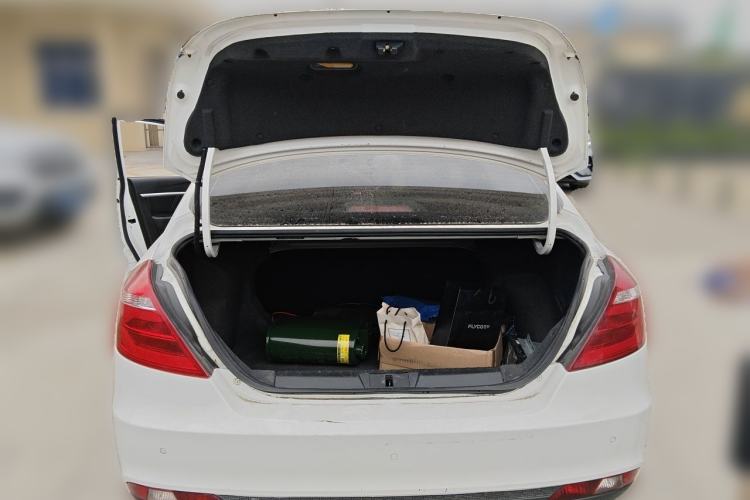 Used Geely Auto Emgrand 2017 Sedan Million Edition 1.5L CVT Upward Version Trunk