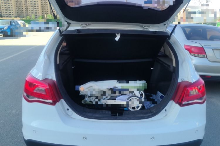 Used Geely Auto Emgrand 2017 Hatchback RS Million Edition 1.5L CVT Upward Version Trunk