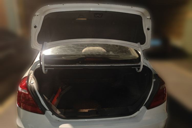 Used Geely Auto Emgrand 2017 Sedan Million Edition 1.5L Manual - Upward Version Trunk