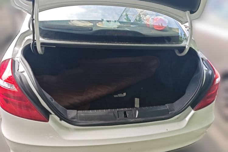 Used Geely Auto Emgrand 2017 Sedan Million Edition 1.5L Manual - Upward Version Trunk